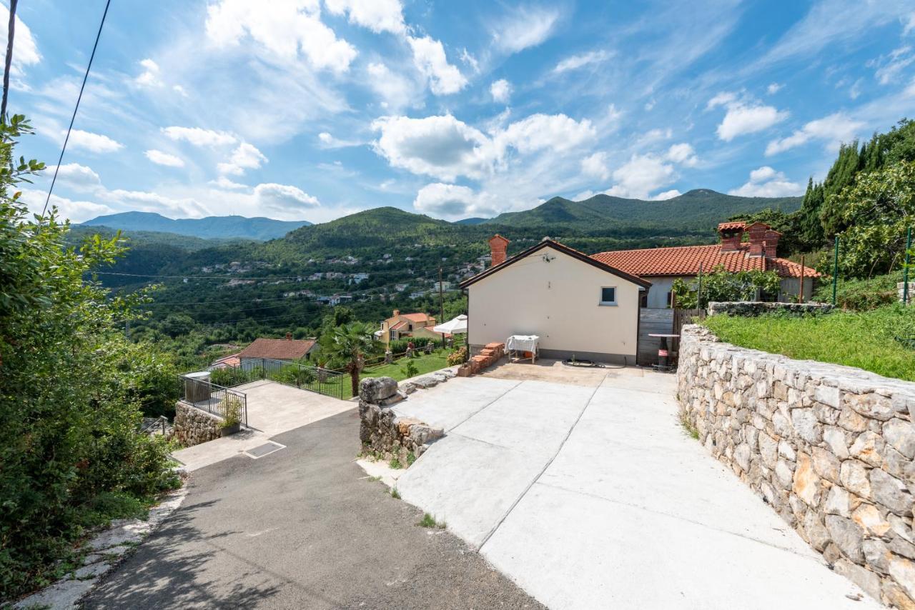 Sea View Apartment With Garden Near Opatija Veprinac Zewnętrze zdjęcie