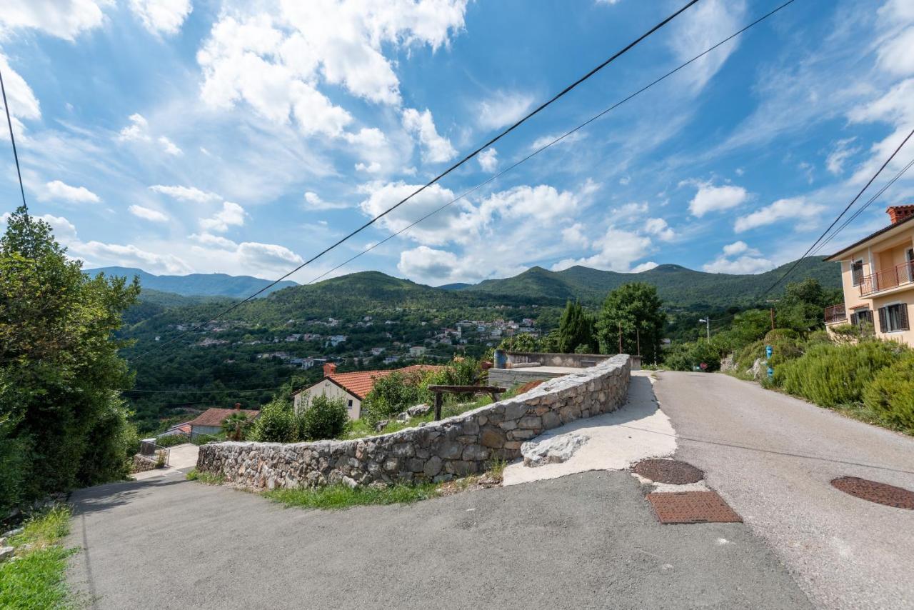 Sea View Apartment With Garden Near Opatija Veprinac Zewnętrze zdjęcie